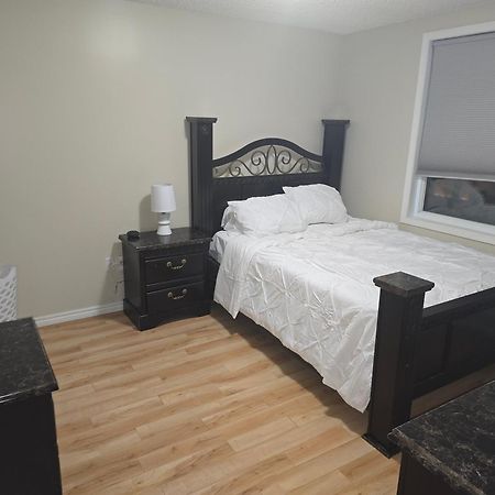 Edmonton Ice District Condo Extérieur photo