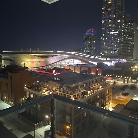 Edmonton Ice District Condo Extérieur photo
